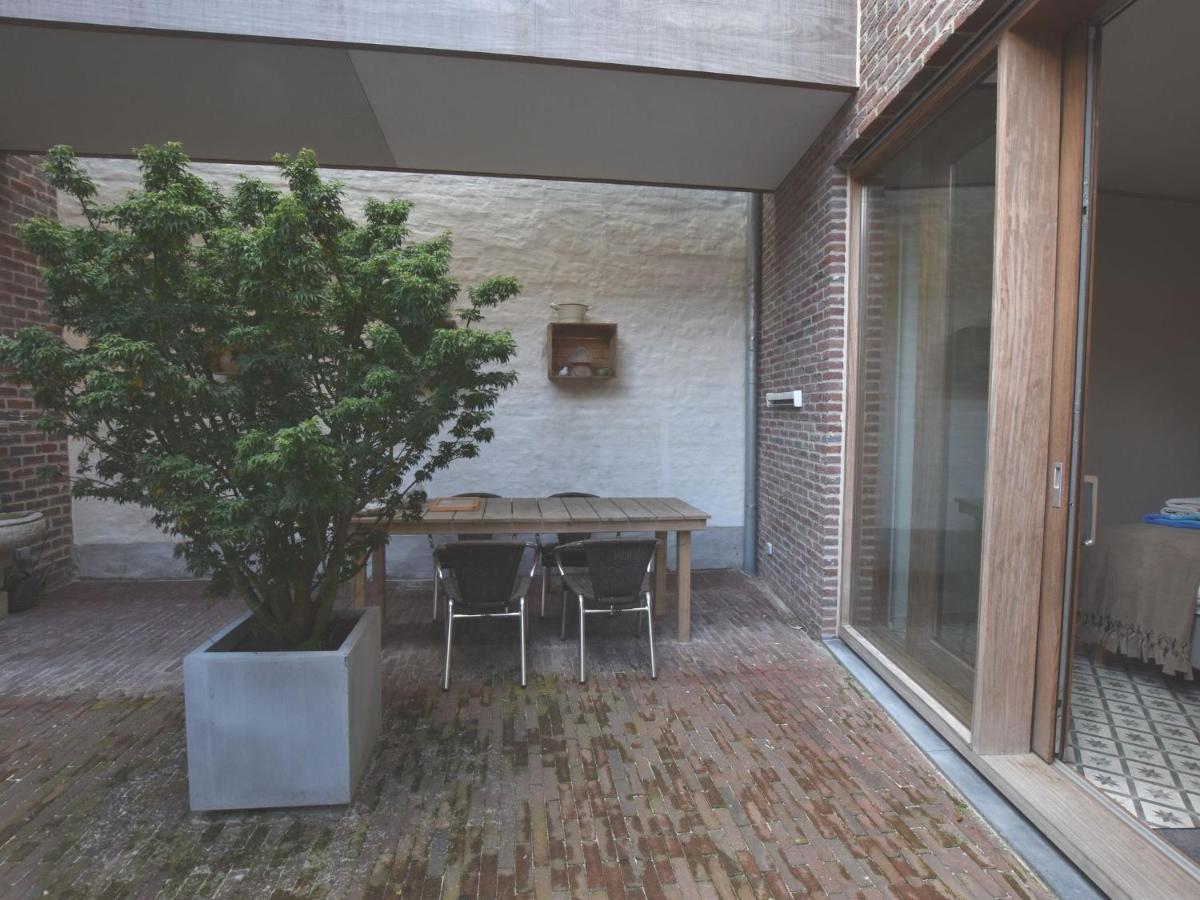 Studio In Ieper With Terrace Luaran gambar